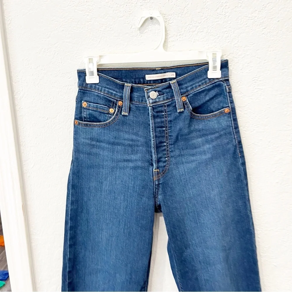 Levi's Jeans Women's 25 Ribcage Straight Ankle Dark Wash Button Fly - Picture 4 of 10